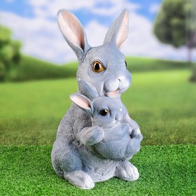 

Садовая фигура "Зайчиха с зайчонком на руках" 37см