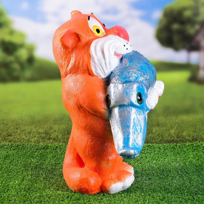 

Фигура "Кот с щукой" 40х31х26см
