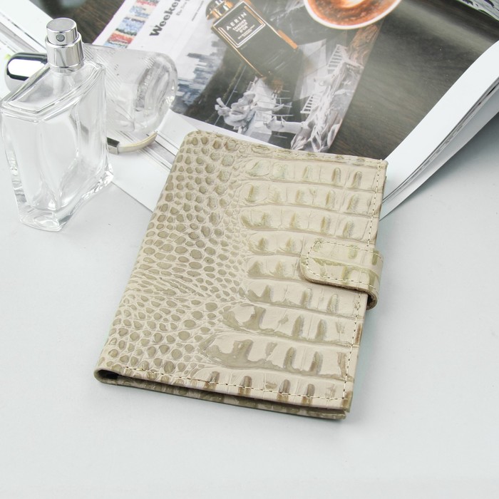 Обложка для автодокументов на кнопке, отдел для купюр, бежевый кайман