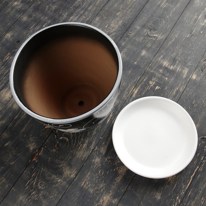 Кашпо "Фиалка" чёрное 5 л