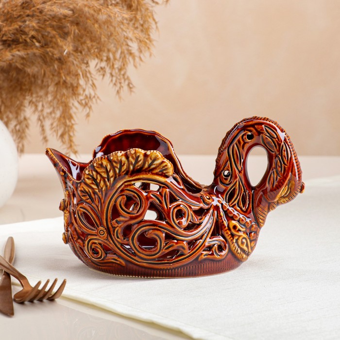 

Конфетница "Лебедь", коричневая, сквозная резка, керамика, 12 см