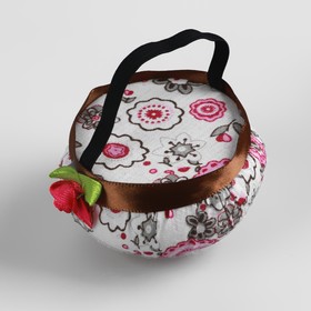 

Игольница на руку «Цветы», d = 6 см, цвет МИКС