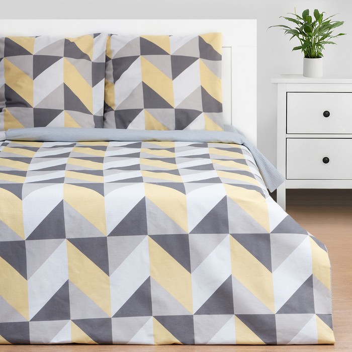 

Постельное бельё Этель дуэт "Gold illusion" 143*215 см - 2 шт, 220*240 см, 70*70 см -2 шт