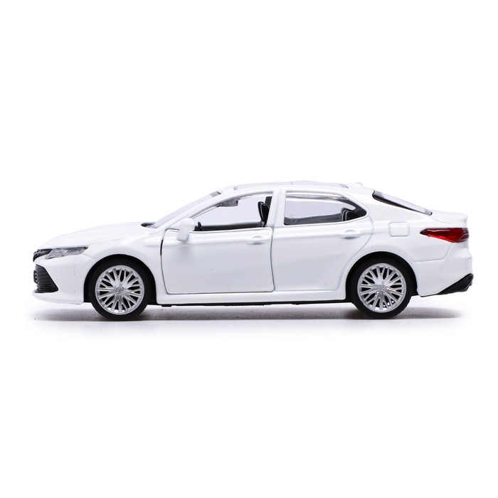 

Машина металлическая TOYOTA CAMRY, 1:43, инерция, открываются двери, цвет белый
