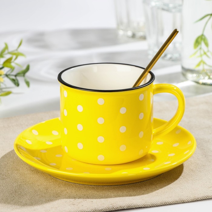 Чайная пара керамическая с ложкой «Горошек», 2 предмета: чашка 220 мл, блюдце d=15 см, цвет жёлтый