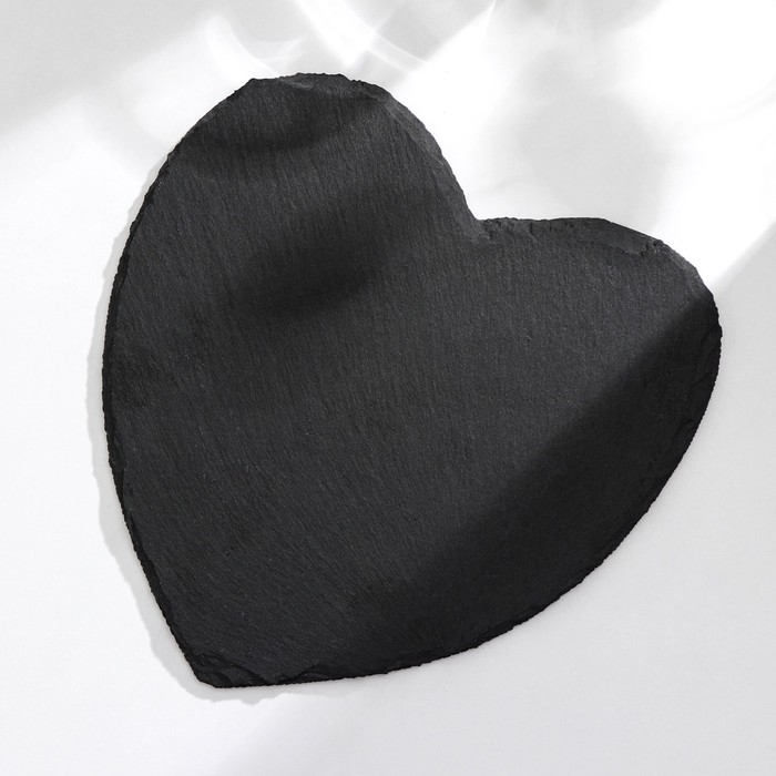 фото Доска для подачи magistro valley, из сланца, 21×20 см, в виде сердца