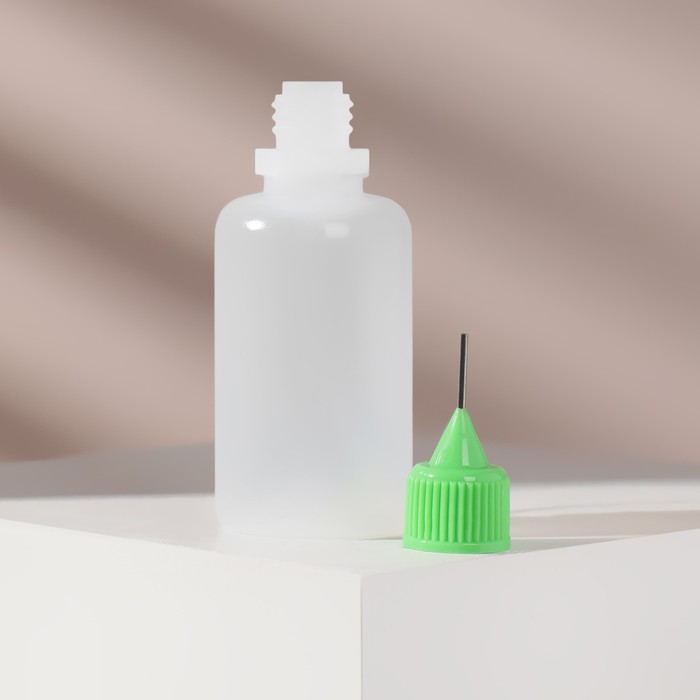Бутылочка для хранения, с иглой, 30 мл, цвет зелёный/прозрачный