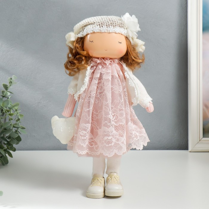 цена Кукла интерьерная Малышка в платье с кружевом, с сердечком 36,5х14х15,5 см