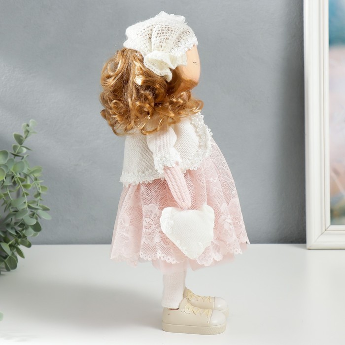 Кукла интерьерная "Малышка в платье с кружевом, с сердечком" 36,5х14х15,5 см