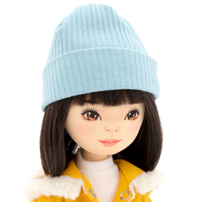 Мягкая кукла "Lilu в парке горчичного цвета", 32 см SS04-10