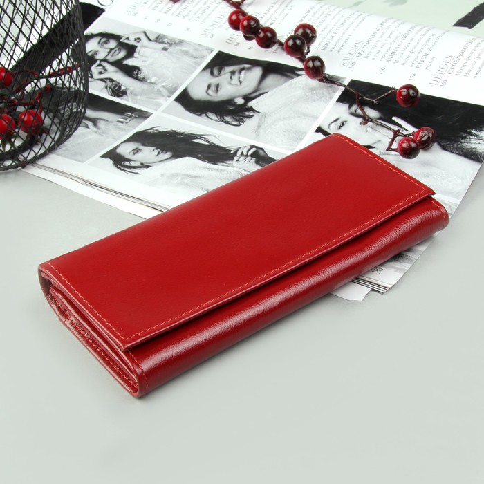 Кошелёк женский на клапане, 2 отдела, отдел для кредиток, отдел для монет, цвет красный матовый