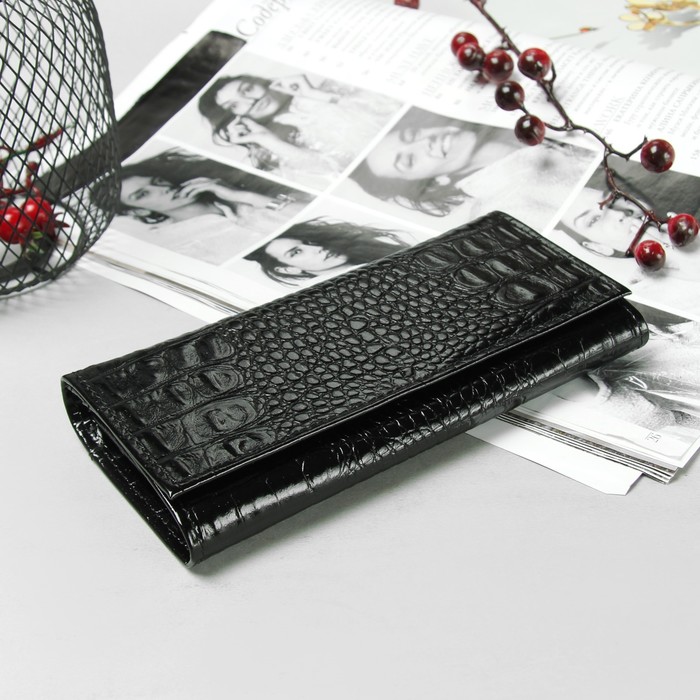 Кошелёк женский на клапане, 2 отдела, отдел для кредиток, отдел для монет, чёрный кайман