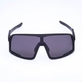 

Очки спортивные, UV400, ширина 14.1 см, дужка 13.4 см, линза 7.2 х 5.3 см