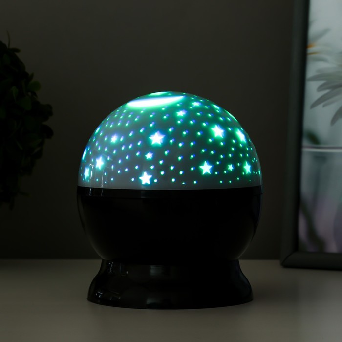 Ночник-проектор "Космос" LED от батареек 4хААА USB черный 12х12х13,5 см 7675186