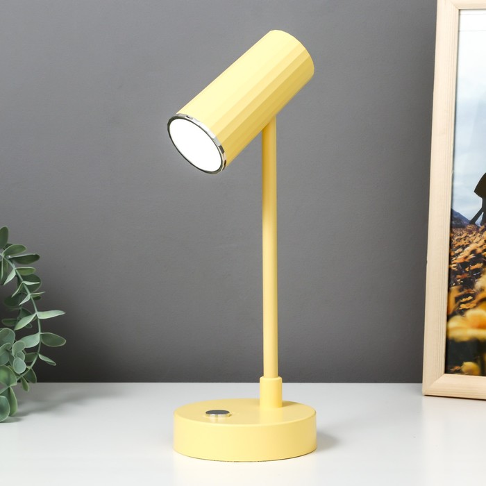 

Лампа настольная "Туба" LED 3 режима 1,5Вт USB желтый 10х10х29 см RISALUX