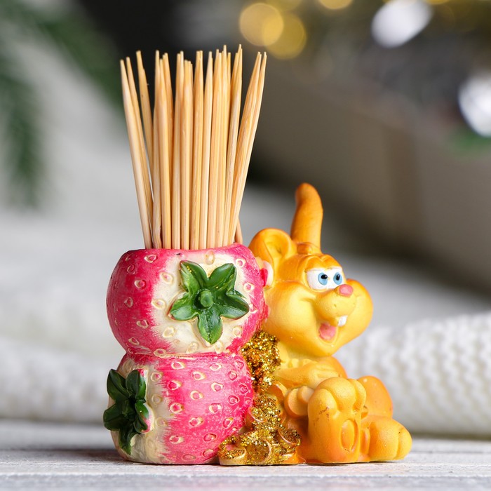 фото Подставка для зубочисток "заяц с ягодой" 5см хорошие сувениры