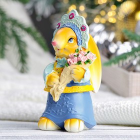 

Фигура "Зайчиха в костюме" рыжая, 6х6х13