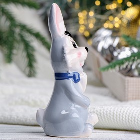 

Фигура "Заяц с синим бантом" серый, 6х6х14см