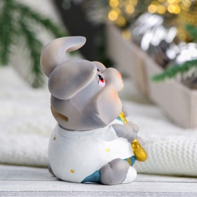 

Копилка "Заяц играет в гольф" серый, 8х7х11см