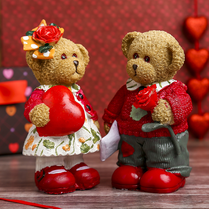 Сувенир "Мишки в кофточке с розами, нарядные", МИКС