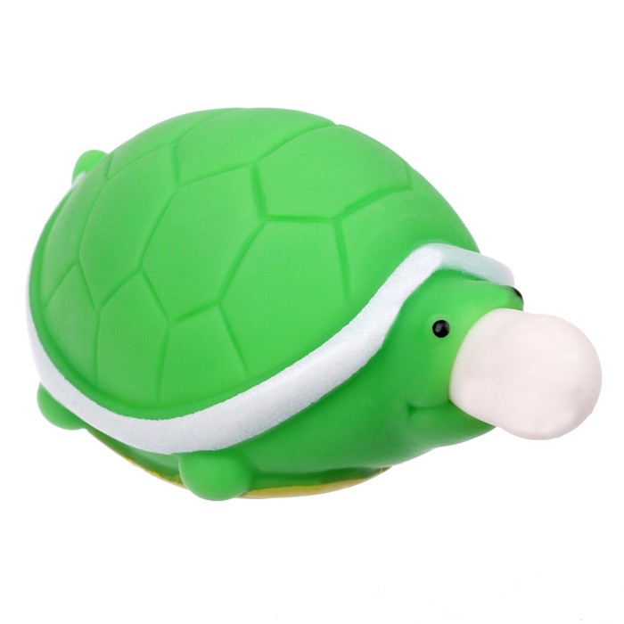 фото Мялка «черепаха» надувает шарик