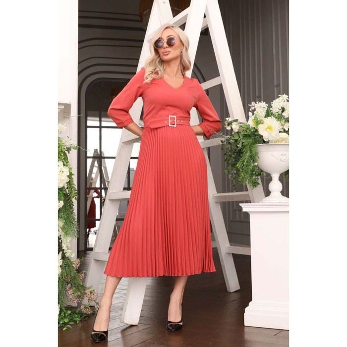 

Платье женское, размер 46