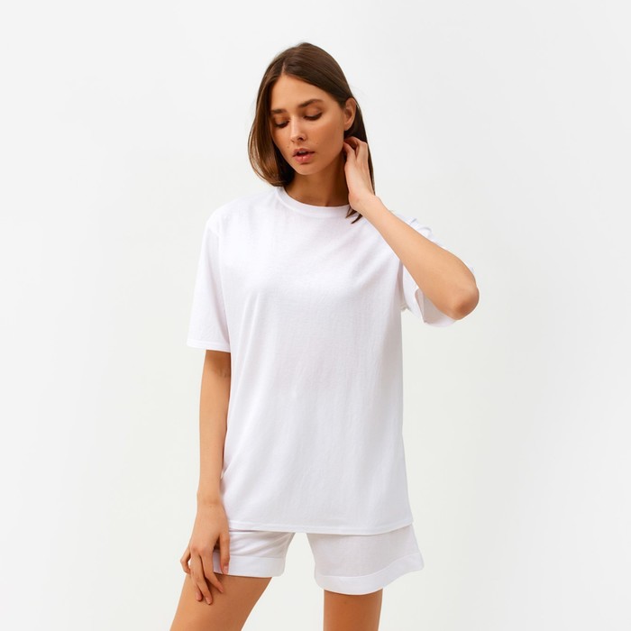 

Костюм женский (футболка, шорты) MINAKU: Casual collection цвет белый, размер 48