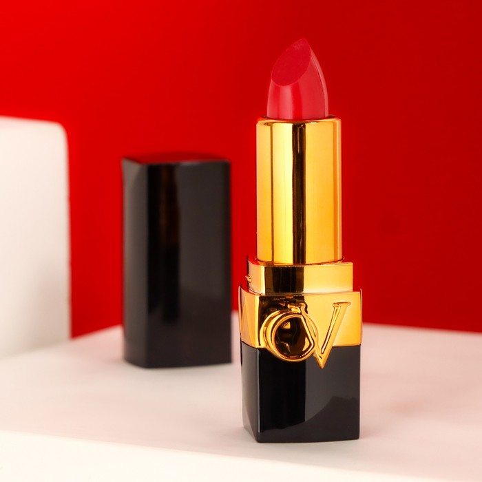 Губная помада увлажняющая Olivia Valera, тон 3