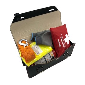 

Набор автомобилиста EMERGENCY KIT 2 сумка из натуральной кожи, Аптечка, ОП-2, Жилет, Трос 3,5т, перчатки