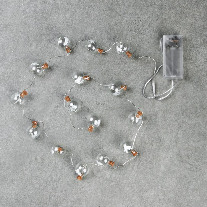 Гирлянда «Нить» 1.6 м с насадками «Шарики с оленем», IP20, прозрачная нить, 15 LED, свечение белое, ААх2