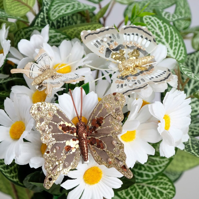 Бабочки для декора и флористики, на прищепке, пластиковые, золотистые, микс, 5 см и 8 см