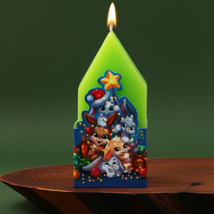 Новогодняя свеча в форме домика «Счастливого Нового года», без аромата, 6 х 6 х 12,5 см.