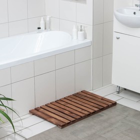 Решётка в ванную комнату под ноги, 70×42×3 см, с покрытием Ош
