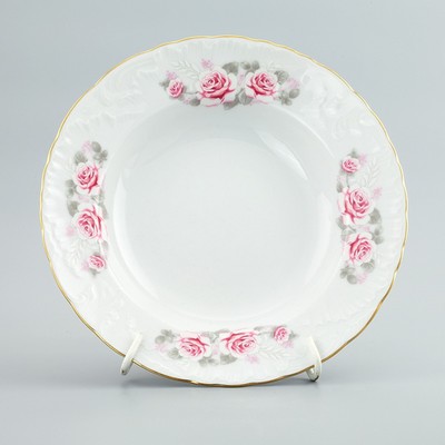 Тарелка глубокая 22.5 см,  Rococo, декор «Бледные розы, отводка золото»