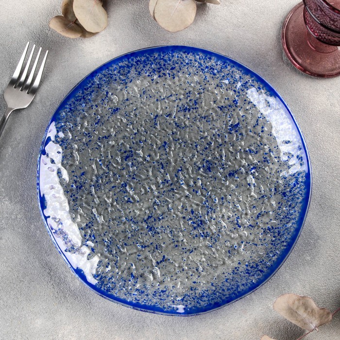 Тарелка стеклянная обеденная Magistro «Голубой бриллиант», d=24,5 см, цвет синий