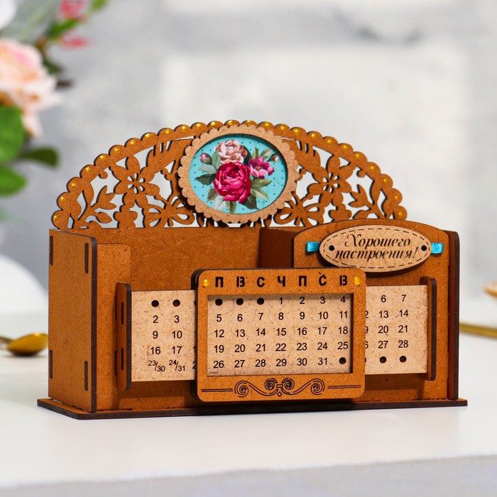 Календарь-карандашница Летние цветы, мдф, дуб, 17х7,5х14 см