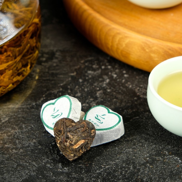 Зеленый прессованный чай (Пуэр) King Tea, золотая таблетка (сердечко), 5 шт*5 г