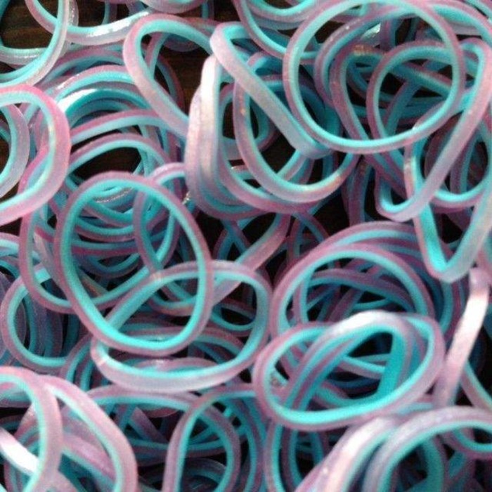 резиночки для плетения браслетов rainbow loom коллекция перламутр карибы зеленый Резиночки для плетения браслетов RAINBOW LOOM, коллекция «Перламутр», фиолетово-синий
