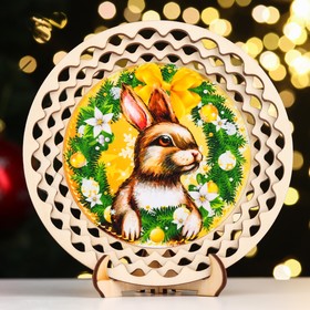 Тарелка сувенирная 'Год Кролика. Кролик в венке', дерево, ламинация, d=13 см Ош