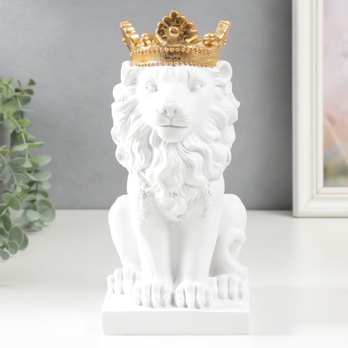 Сувенир полистоун подсвечник Белый лев в золотой короне 24,5х14х11,5 см цена и фото