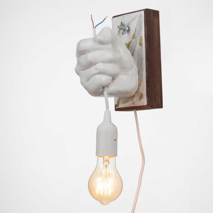 

Бра Правая рука E27 60Вт белый/золото 18х18х10 см