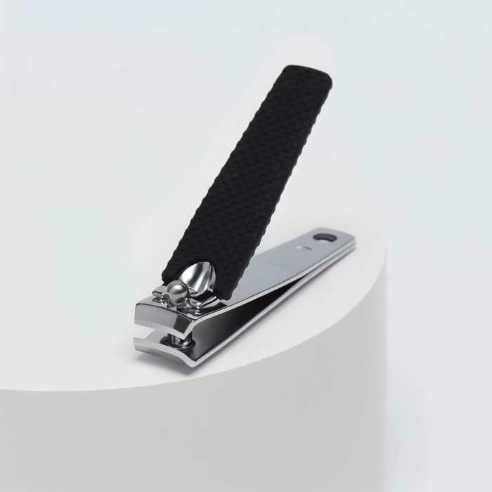 Кусачки-книпсер маникюрные, 6,2 × 1,7 см, цвет чёрный/серебристый кусачки книпсер маникюрные с пилкой прорезиненная ручка 6 см цвет чёрный серебристый