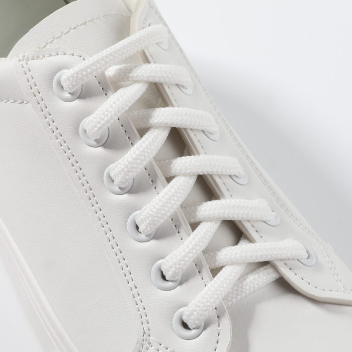 Шнурки для обуви, пара, круглые, d = 6 мм, 120 см, цвет белый