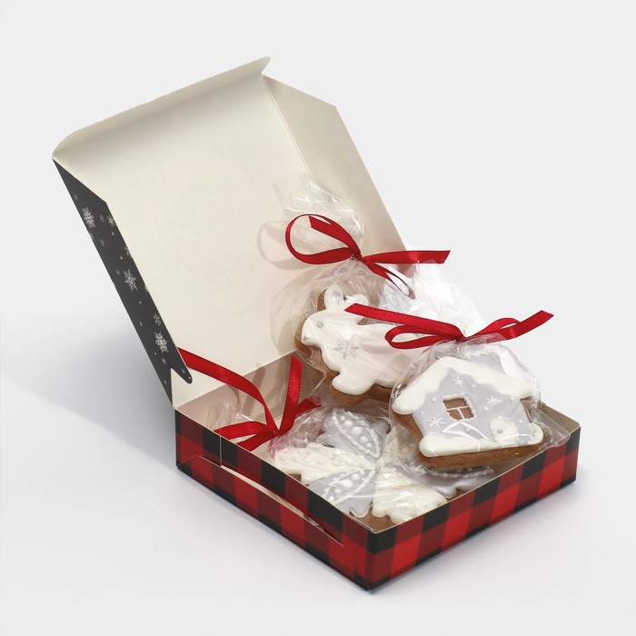Коробка складная «Дед мороз», 14 × 14 × 3.5 см