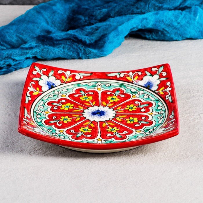 Тарелка Риштанская Керамика Узоры, красная, 17 см, квадратная