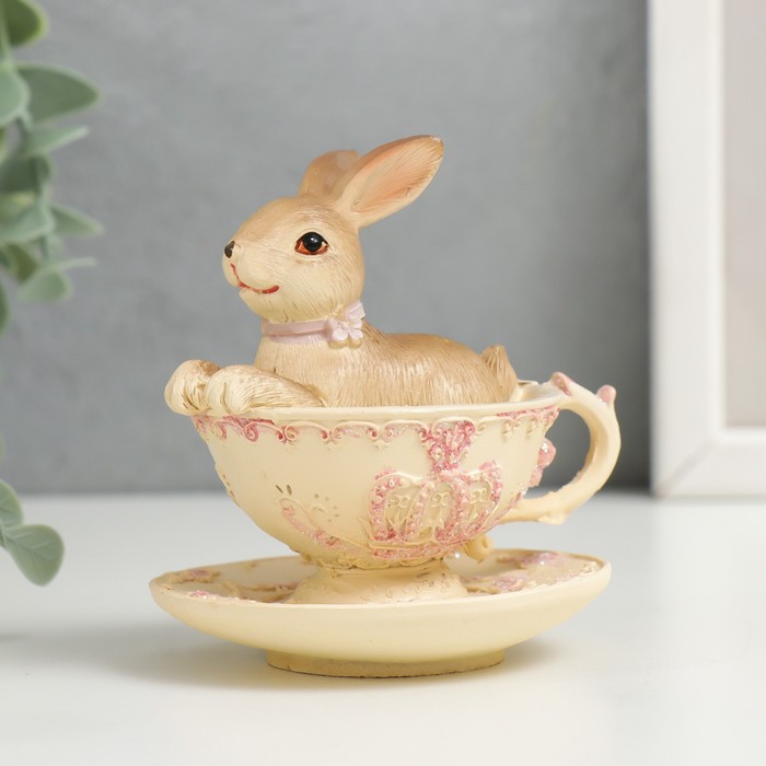 Сувенир полистоун Кролик в ажурной чашечке 8х7х8 см