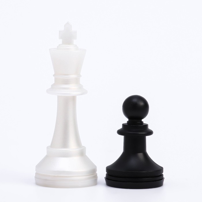 фото Шахматные фигуры обиходные, пластик, король h-7 см, d-2.7 см, пешка h-4 см, d-2.5 см