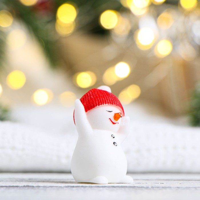 фото Мыло фигурное "снеговик красная шапка" 2х2х4см мыльные штучки