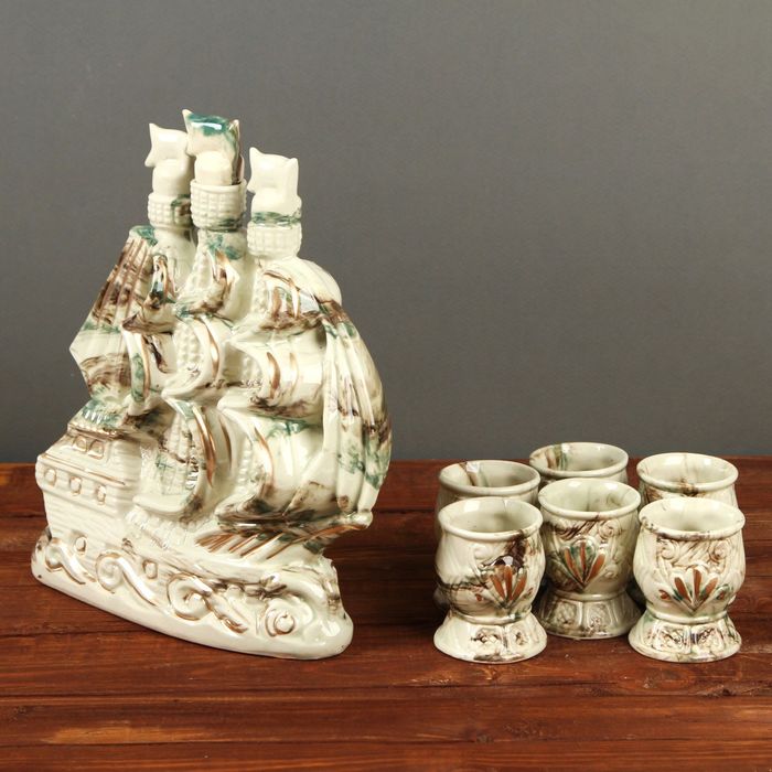 Штоф с рюмками "Фортуна" зелёный, 7 предметов, 1 л