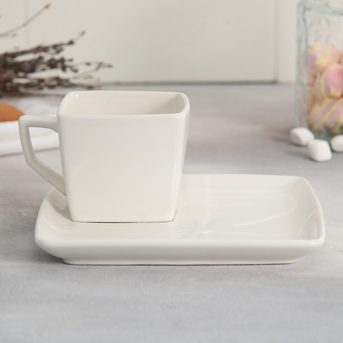 Чайная пара керамическая «Белый подарок», кружка 150 мл, блюдце 15.5х15.5 см, цвет белый чайная пара керамическая для тебя 170 мл цвет белый